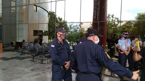 Reportan incidentes frente al Congreso Nacional - Nacionales - ABC Color
