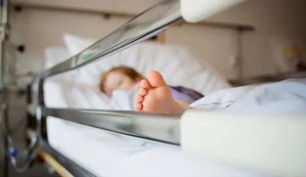 Hospitalizan a niño de 3 años por ingerir soda cáustica - Noticiero Paraguay