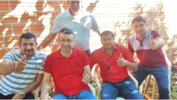 Un narcoseccionalero y un precandidato reunidos con diputado D´Ecclesiis - Nacionales - ABC Color