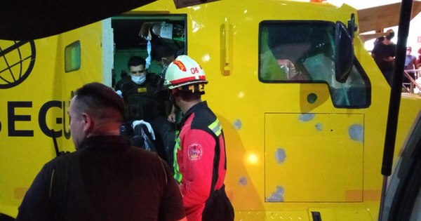La Nación / Asaltan transportador de caudales en conocido supermercado de Capiatá