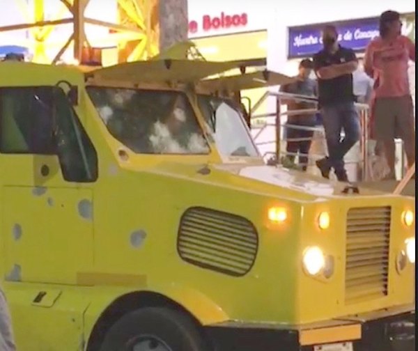 Crónica / Sustazo: robo y feroz tiroteo en plena calle