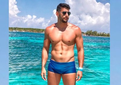 Crónica / ¡Galán vende sus fotos hot!