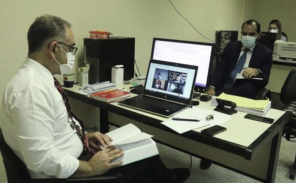 Juez define hoy si González Daher y su hijo van a juicio por usura y lavado