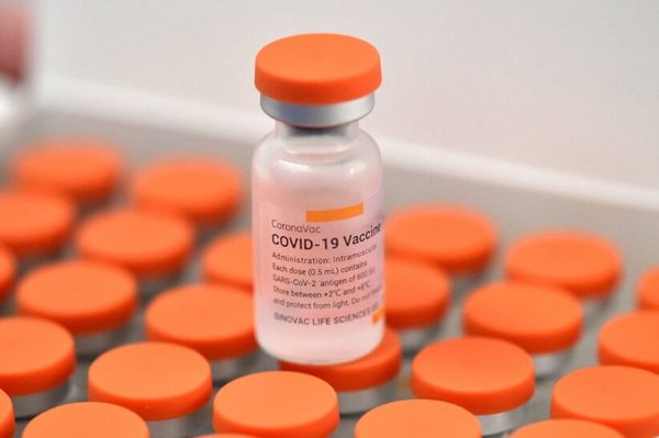 Gobierno descarta compra de vacunas chinas: “No nos quieren vender”