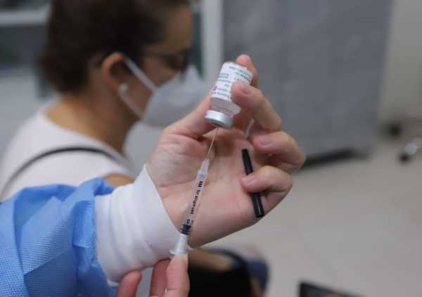 Presentan oferta para adquirir vacunas de Cuba en el tercer trimestre del año | .::Agencia IP::.