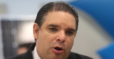 La Nación / Enrique López denunció que delincuentes ingresaron a su domicilio
