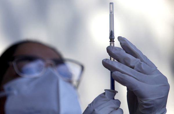OMS: vacuna anticovid de AstraZeneca presenta más beneficios que riesgos - Mundo - ABC Color