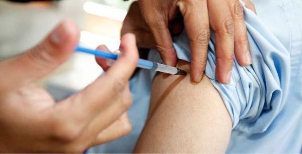 En menos de 2 semanas llegan 1.600.000 dosis contra la influenza