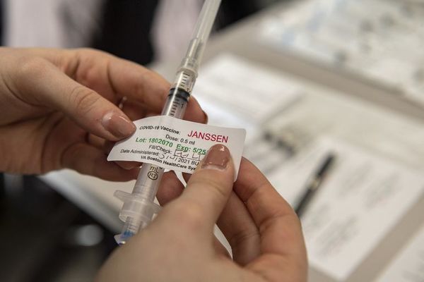 EE.UU. empezará este verano a compartir vacunas con otros países, dice Biden - Mundo - ABC Color