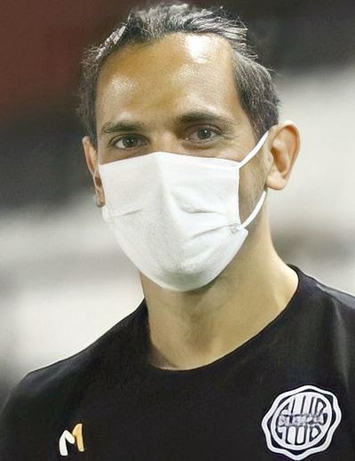 Pinchazo en el “último viaje” - Fútbol - ABC Color