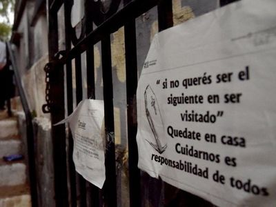 Restricciones lograron disminuir contagios   un 10%, según Salud