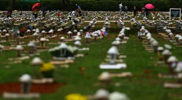 Brasil rompe su récord diario al registrar más de 4.000 muertes por COVID-19