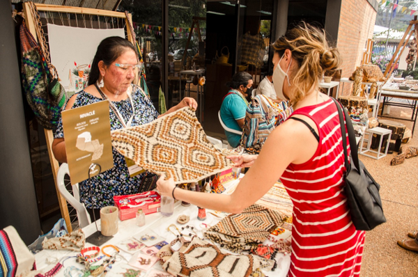 La feria más importante de artesanía indígena del Paraguay se hará desde este viernes | .::Agencia IP::.