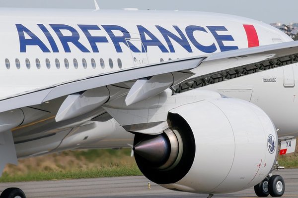 La Unión Europea autorizó el rescate de Air France con un plan de 4.700 millones de dólares | .::Agencia IP::.