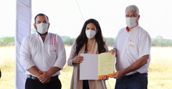 Firman contrato para la construcción del Gran Hospital - Noticiero Paraguay