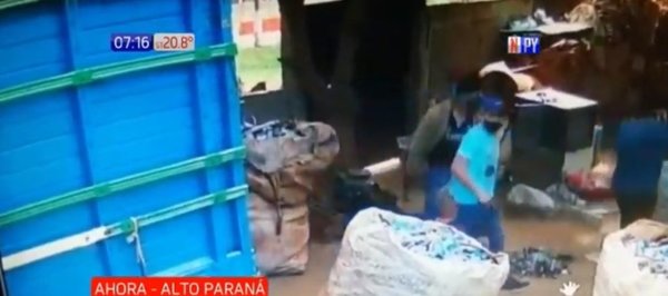 Violento asalto a empresa recicladora | Noticias Paraguay