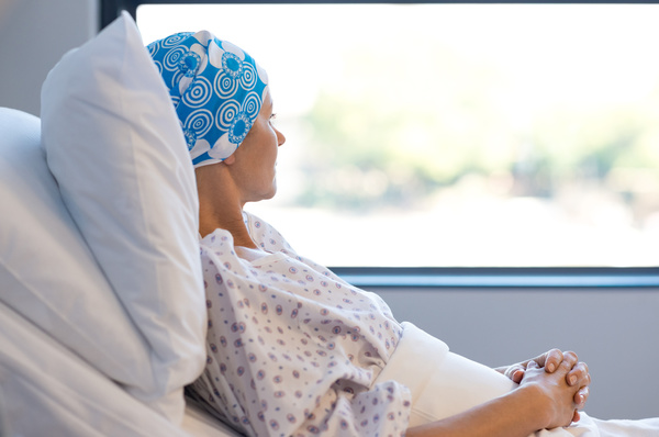 Con cáncer, desempleados y sin ayuda estatal: pacientes oncológicos mueren esperando - ADN Digital