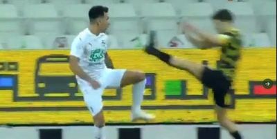 La tremenda patada que recibió Hernán Pérez en el fútbol de Catar