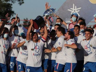 Nacional es bicampeón uruguayo
