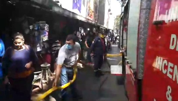 Crónica / Sustazo en un shopping por principio de fuego