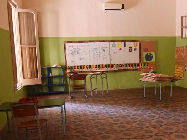 Suman casi 700.000 alumnos a distancia y sin materiales