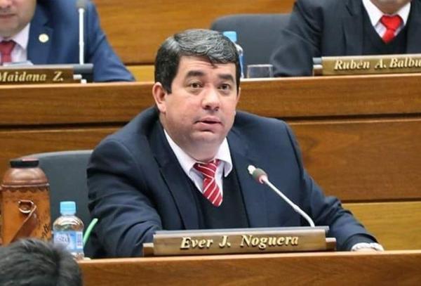 Diputados aprueban autoblindaje – Prensa 5