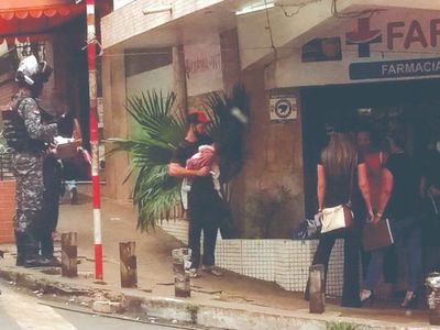 Pegaban a su bebé para hacerle llorar y luego pedir plata en la calle
