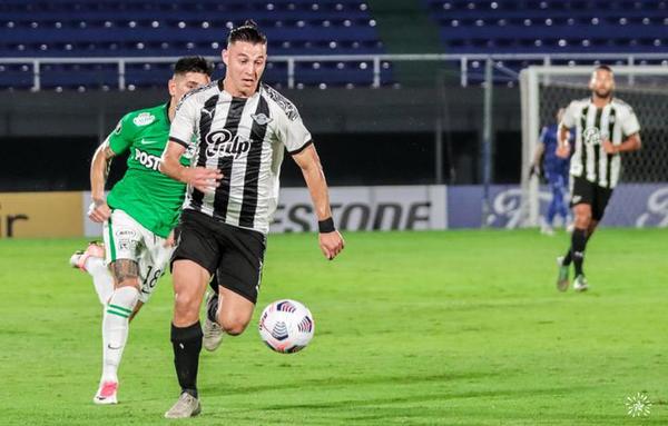 El Gumarelo aventaja al Atlético y avanza en la Copa Libertadores