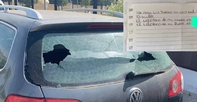 La tierna nota que dejó un niño tras romper la ventana trasera de un automóvil: “He roto el cristal sin querer. Disculpe” - C9N