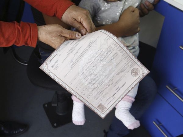 Mamá recurrió a la Justicia para registrar a su hija