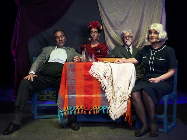 Puesta teatral histórica en el Arlequín