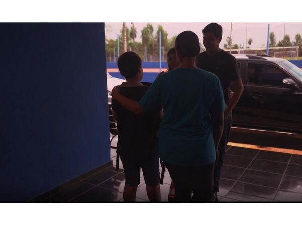 Un gran paso de amor que brindan familias a los niños
