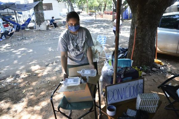 “COVID gasto cero” plantea que Estado pague a las farmacias privadas - Nacionales - ABC Color