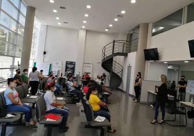 Leve caída del PIB en 2020, pero desempleo es el gran dolor de cabeza