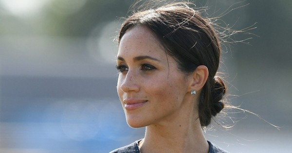 Revelan el nombre del miembro de la familia real que hizo el comentario racista sobre Meghan Markle - SNT