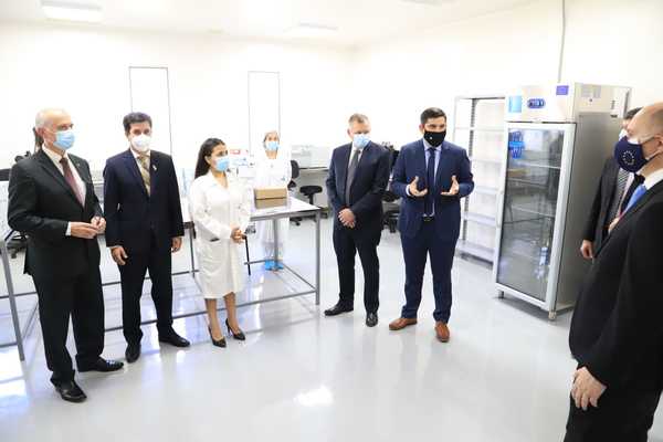 Unión Europea donó equipamientos de última generación a laboratorios del Senacsa | .::Agencia IP::.