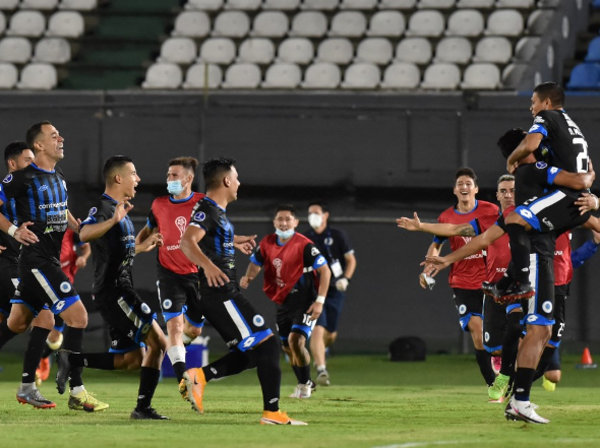 12 de Octubre ya conoce su camino en la Sudamericana
