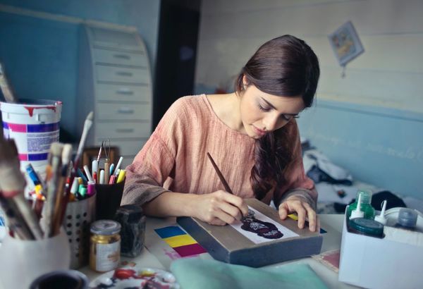 ¡Creativos del mundo!: Domestika otorgará becas para sus cursos online