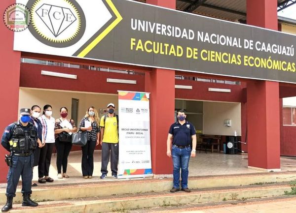 Unca: becarios exigen ser incluidos en “arancel cero” - Nacionales - ABC Color