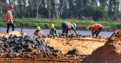 La Nación / La actividad económica ha verificado una leve caída interanual en febrero
