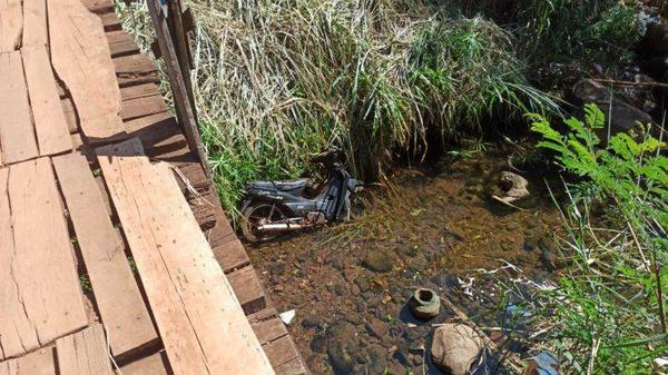 Bebé cayó desde un puente de madera – Prensa 5