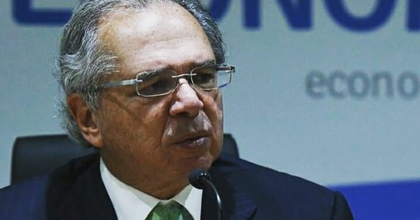 La Nación / Ministro brasileño pide acceso equitativo a vacunas ante FMI