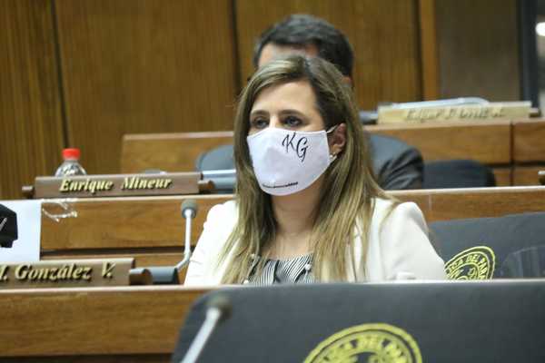 Diputada Kattya González afirma que dará "una lección" a su colega "Nano" Galaverna - ADN Digital