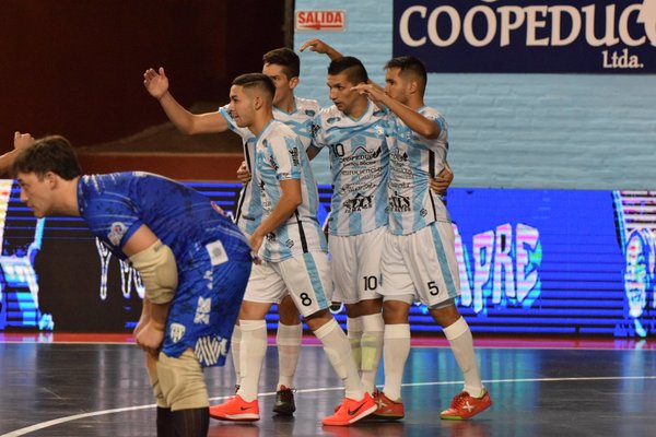 El resumen de Villarrica 6-3 Ypacaraiense