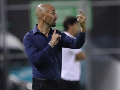 Crónica / LA “O” QUIERE SER EL ÚNICO “MANDAMÁS”