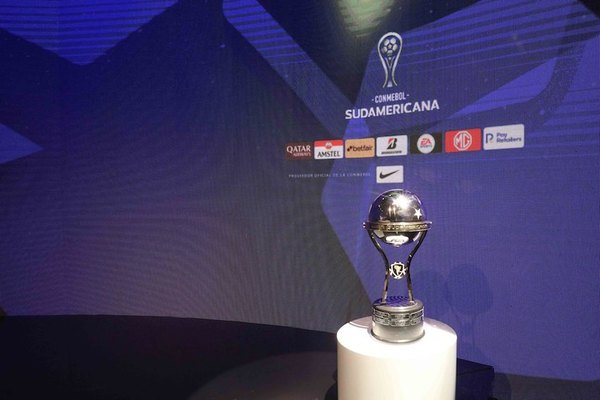 Crónica / “12” y River están en grupos complicados