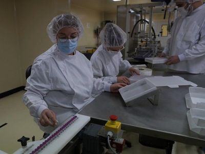 La OMC busca romper el bloqueo de patentes para producir  vacunas