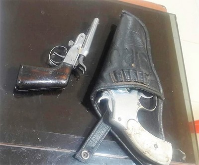 Arrestan a un hombre con dos armas de fuego tras realizar disparos en pleno centro de Horqueta - La Mira Digital