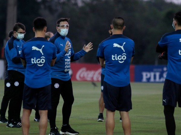 CT albirrojo continúa con seguimiento de futbolistas - APF