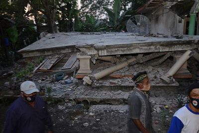 Al menos seis muertos en sismo registrado cerca de la isla indonesia de Java - Mundo - ABC Color